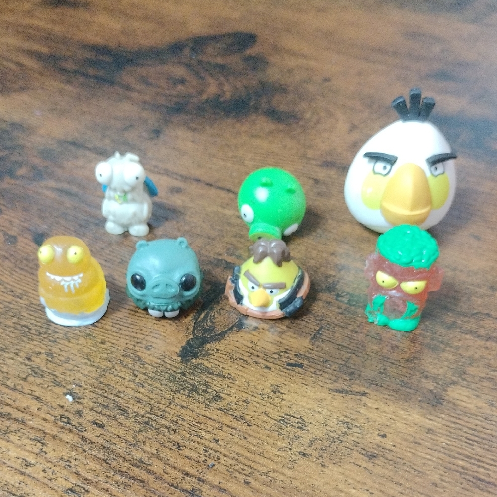 Angry Birds Mini Action Figure Set - Green, Yellow, White